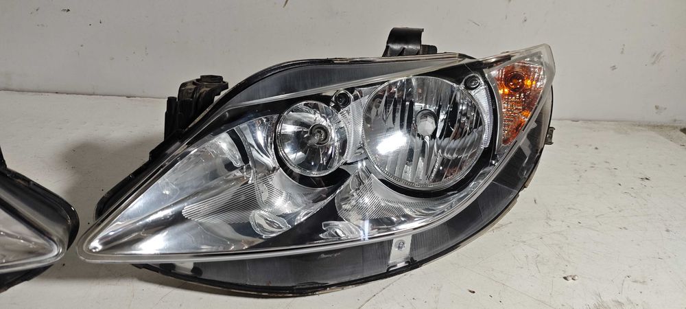 Seat Ibiza IV 2008-2012r. Lampy przód Halogen komplet cena za 1 sztukę 6J1941005D