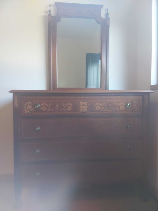 Mobília de Quarto D Maria