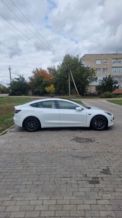 Tesla model 3 2019р.