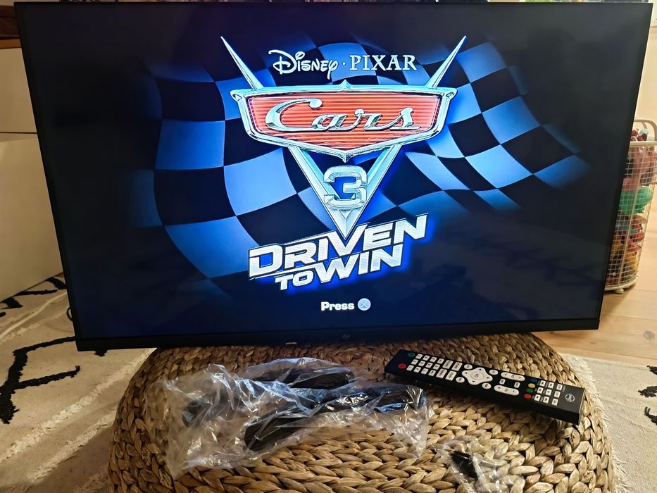 TV eSmart MiDE32 – 32” LED HD - Como nova
