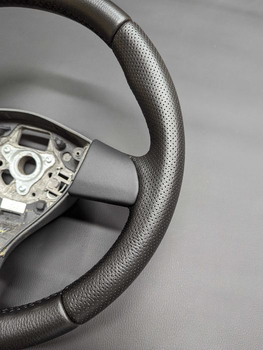 Kierownica Volkswagen T5 / Passat B7  świeżo obszyta