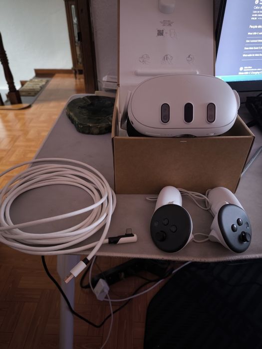 Oculos Meta Quest 3 + cabo para ligar ao computador - 50 horas de uso