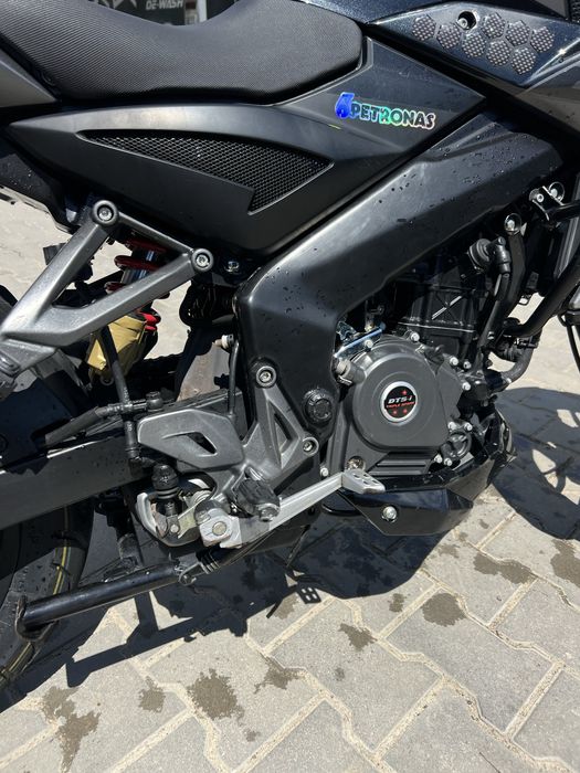 Bajaj pulsar ns200