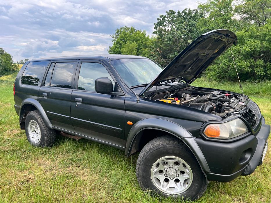 Mitsubishi Padjero sport
