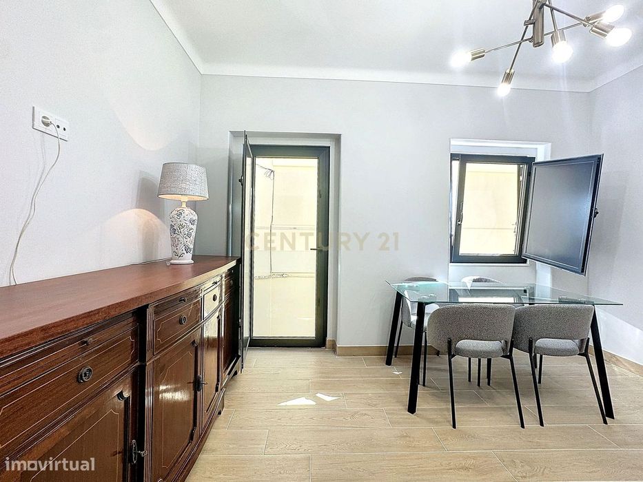 Apartamento T3 para arrendar a passos da praia