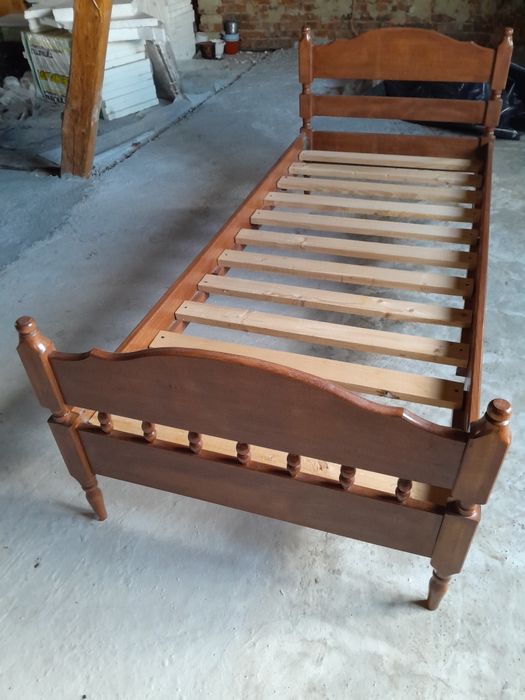Продам ліжка нові давно їх купляа але не пригодились