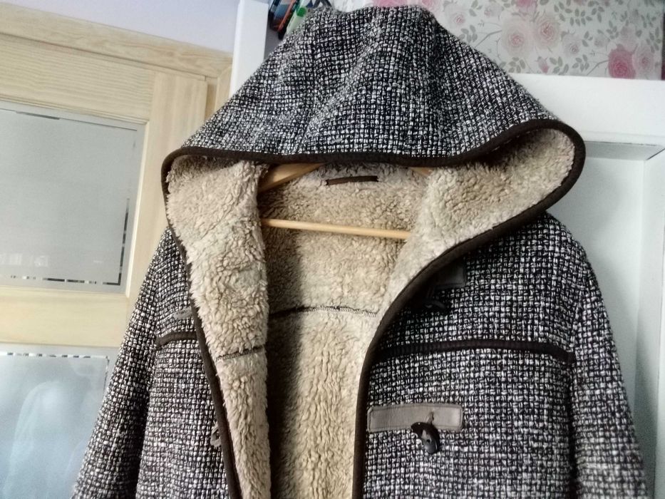 Kożuch płaszcz zimowy damski ocieplany kurtka 38 M lusatia