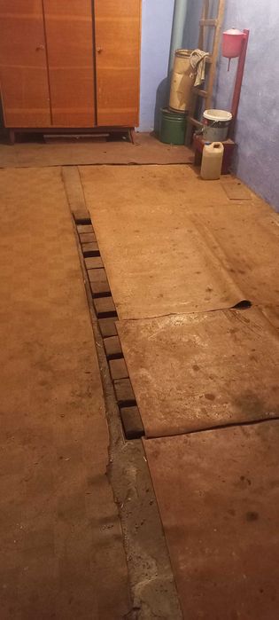 Срочно Продам гараж кооператив "Заря"