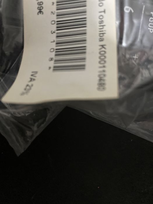 Te lado portátil Toshiba Satélite 660D- avariado