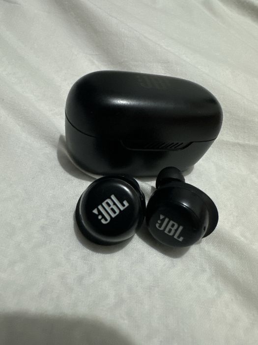 Auriculares  JBL live free