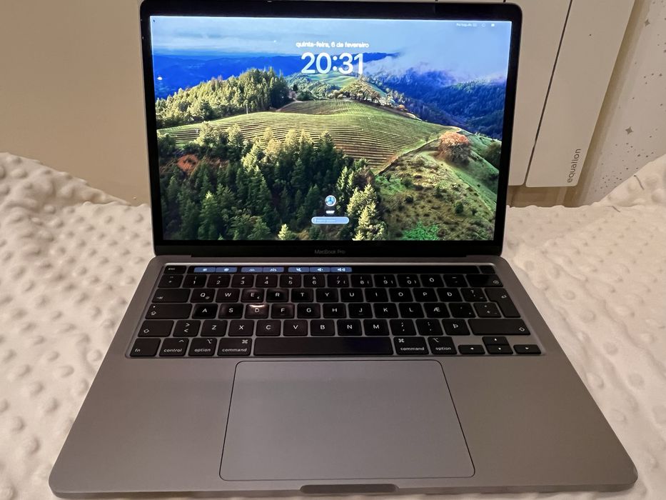 Macbook pro 13,3 touchbar -i7 10 geração 16gb 512ssd