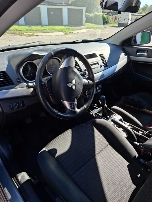Mitsubishi Lancer
