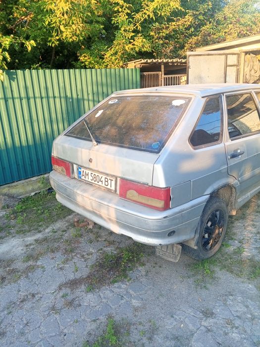 Продаеця ваз 2114 сів поїхав