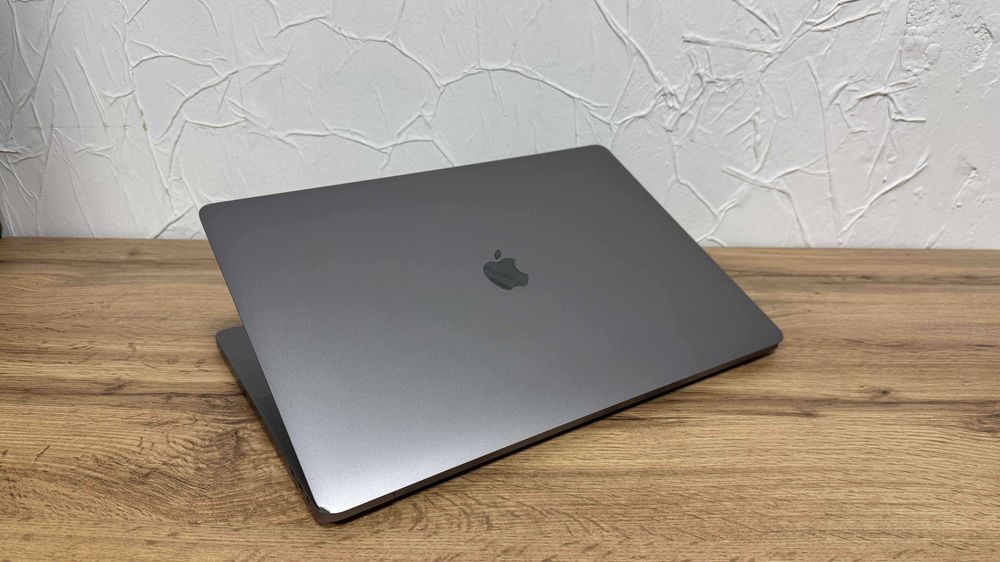 MacBook Pro 16 2019 A2141 – i9, 16GB RAM, 1TB SSD