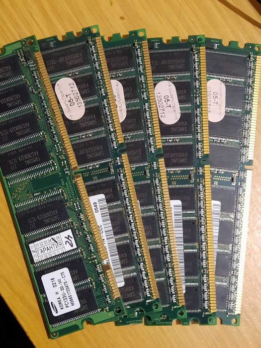 Модуль пам'яті Samsung 256MB PC-30331-Z CN368L3223FTN-CCC