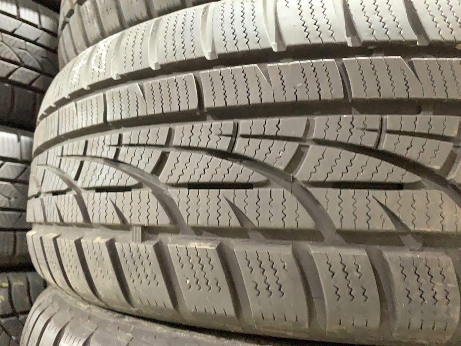 Шини б/у зима 225/60-17 Hankook evo