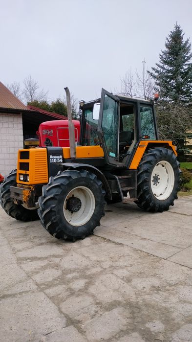Ciągnik Renault 110.54