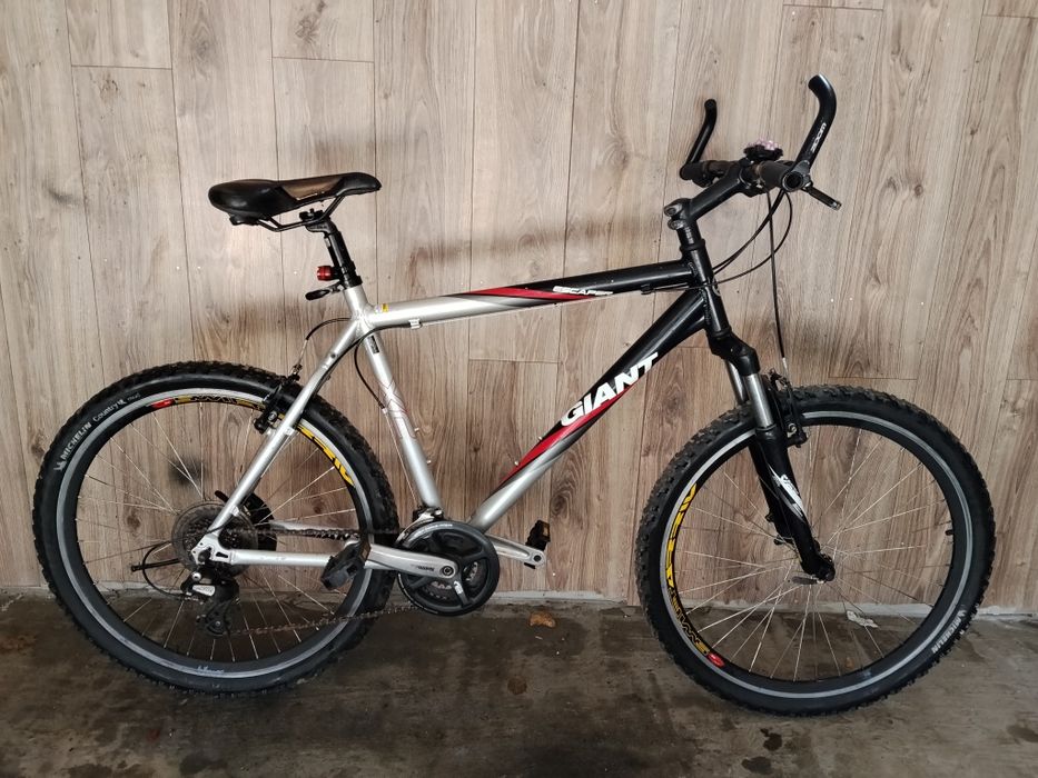 Rower aluminiowy  Giant. Koła 26 cali