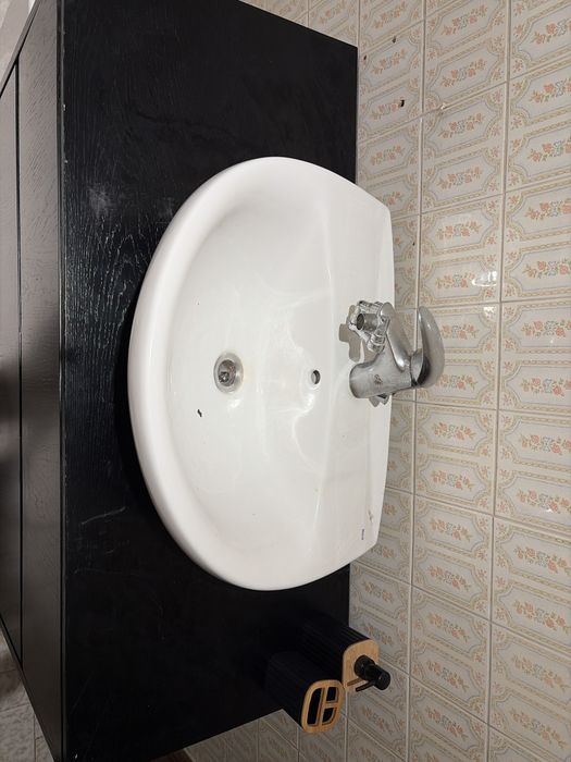 Lavatorio de wc / movel com pia das maos