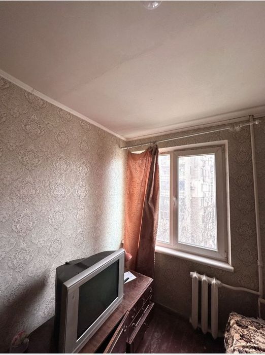 В продаже 4х комнатная квартира.