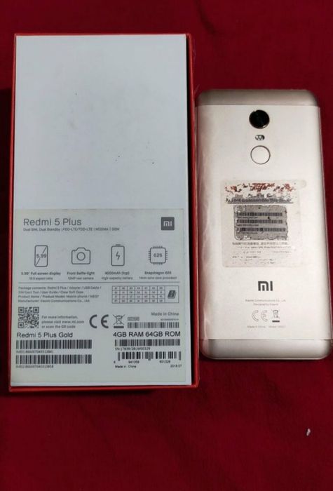 Смартфон Xiaomi Redmi 5 plus