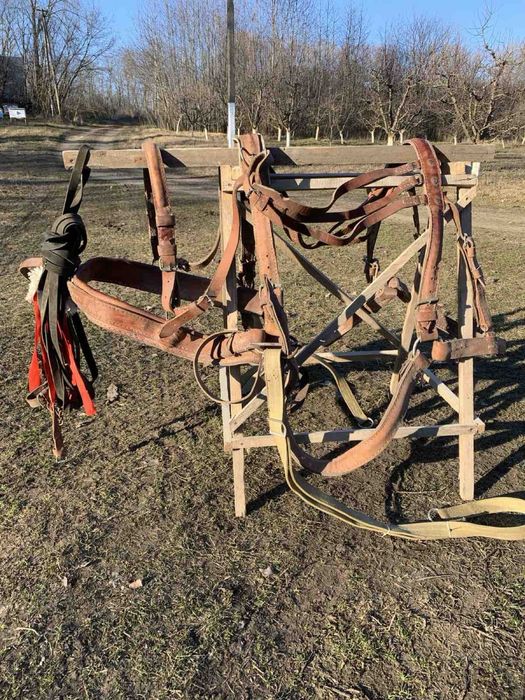 Продается бричка для лошадей