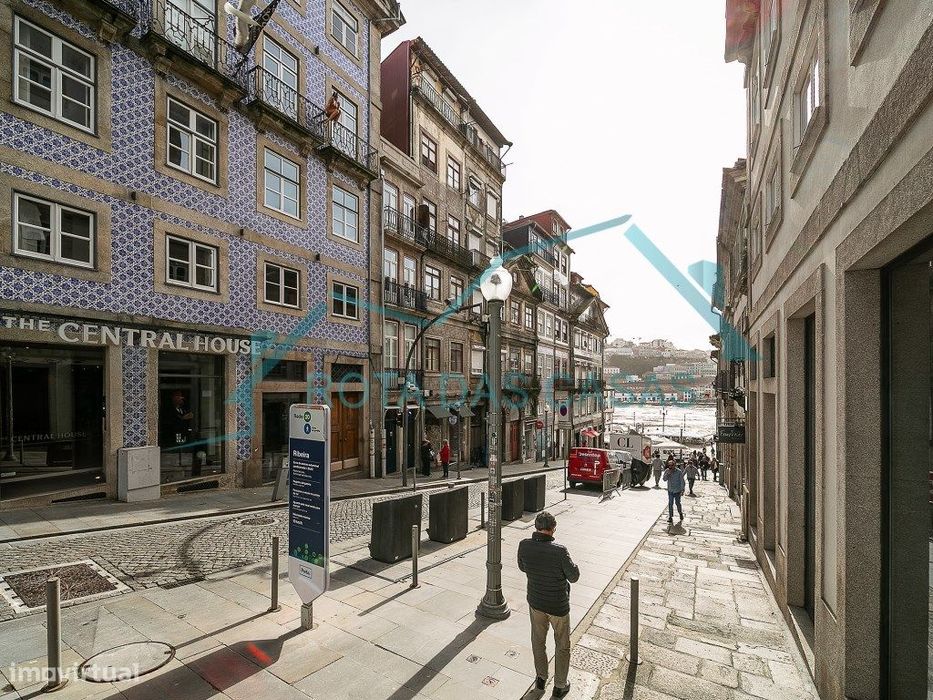 BAIXA DE PREÇO - Apartamento na Ribeira do Porto