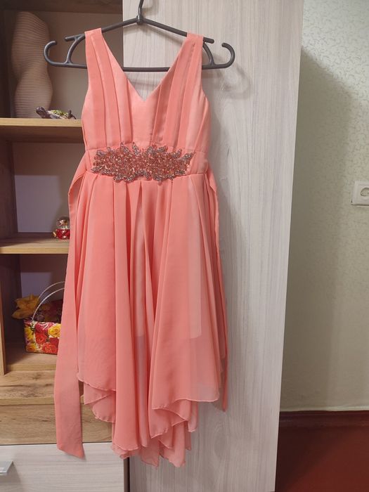 Плаття для дівчинки 136/146