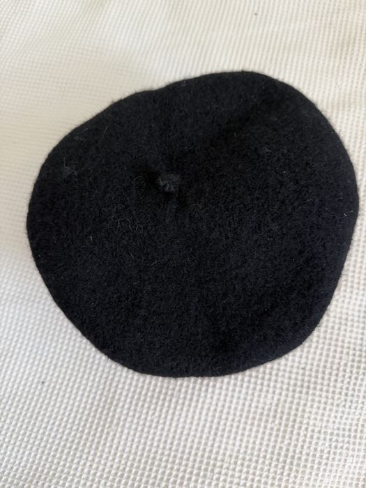 Czarny beret welna noa noa uniwersalny welna cieplo zima stan bdb