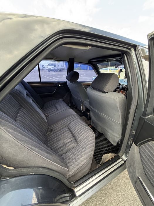 Mercedes-benz 124. 3.0 дизель