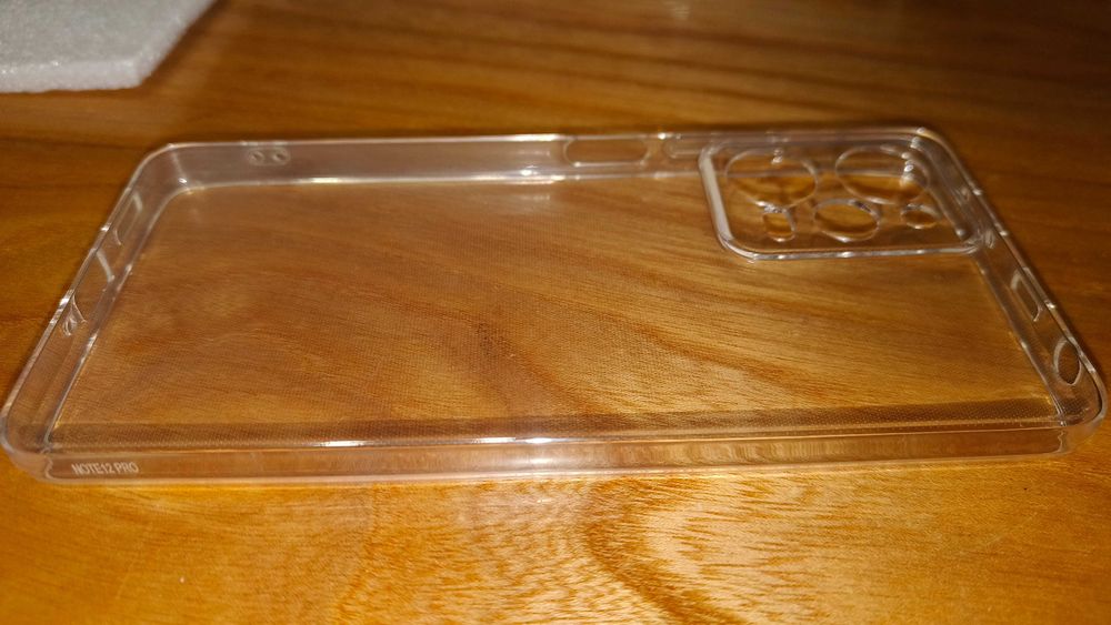 Etui do Xiaomi Redmi Note 12 Pro 5G jak nowe