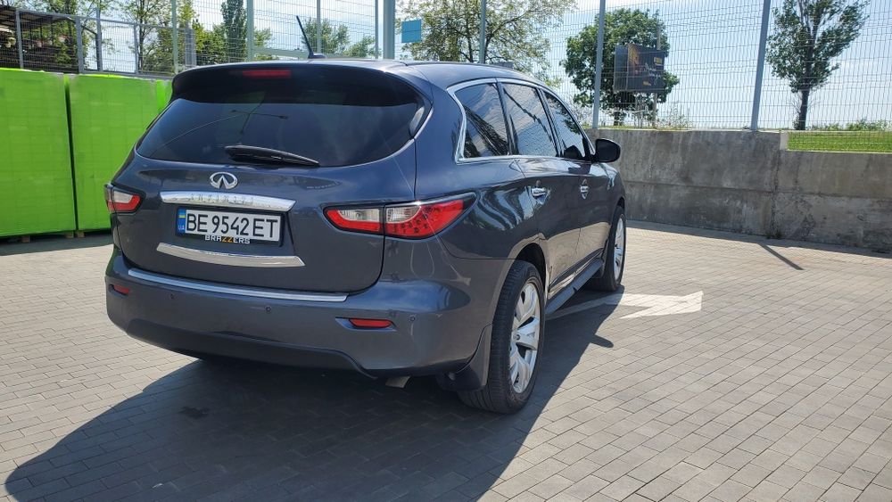 Инфинити QX 60 2013 г 4х4, 7 мест  Макс. Компл,бизнес класс