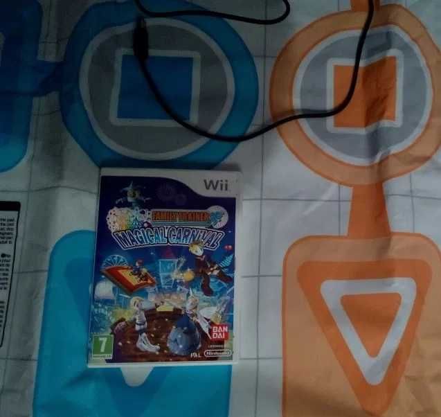 Wii console with mat and game64738485788547123