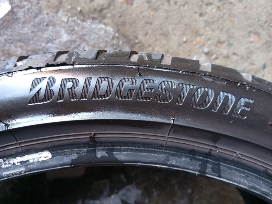 225.40.18 Bridgestone 2шт літо шини б/у гума склад Харків шиномонтаж