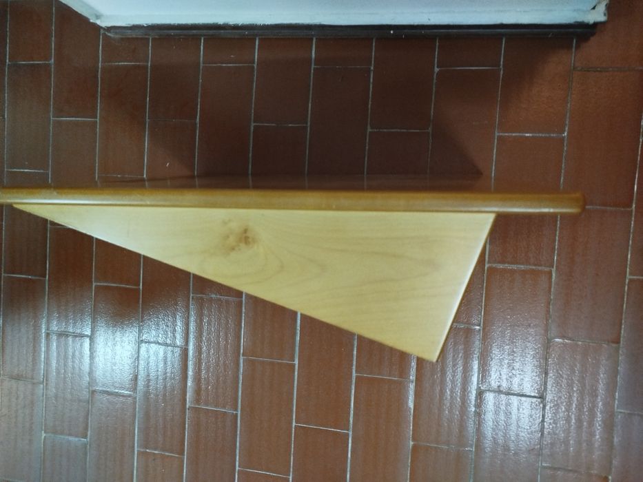 Apoio Ergonómico para Pés - Secretária