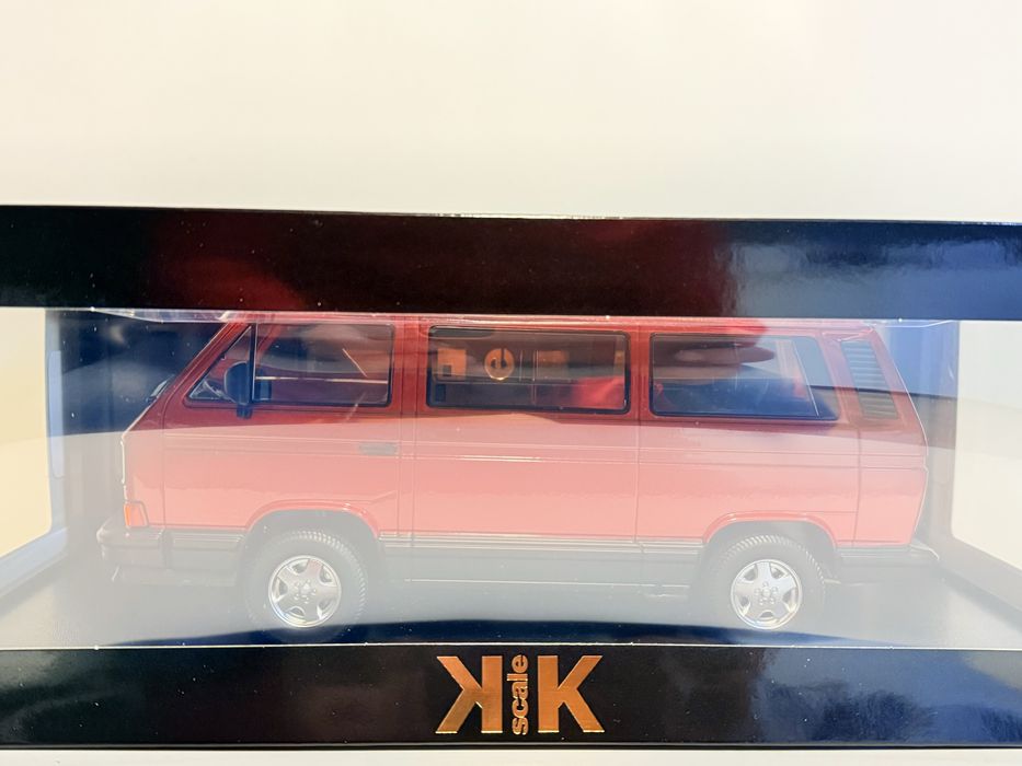 Volkswagen VW T3 Multivan MAGNUM 1/18 KK-Scale kolor bordowy metallic