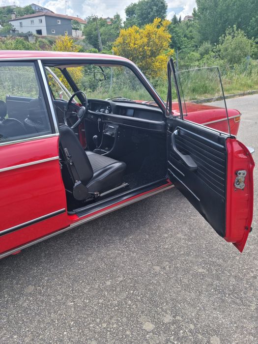 BMW 1602 E10 | 02/1972 | Clássico Nacional em Excelente Estado