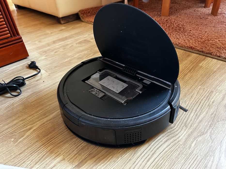 Robot sprzątający iRobot Roomba Combo z funkcją mopowania