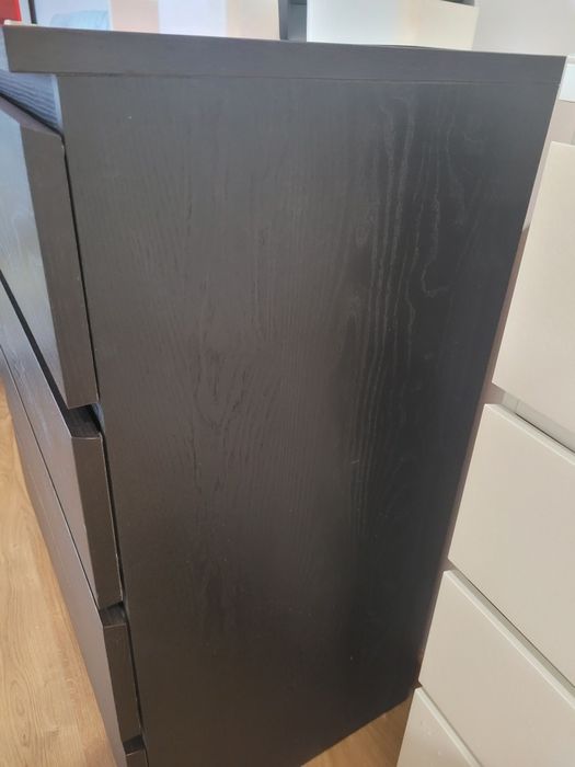 Comoda e mesas de cabeceira ikea