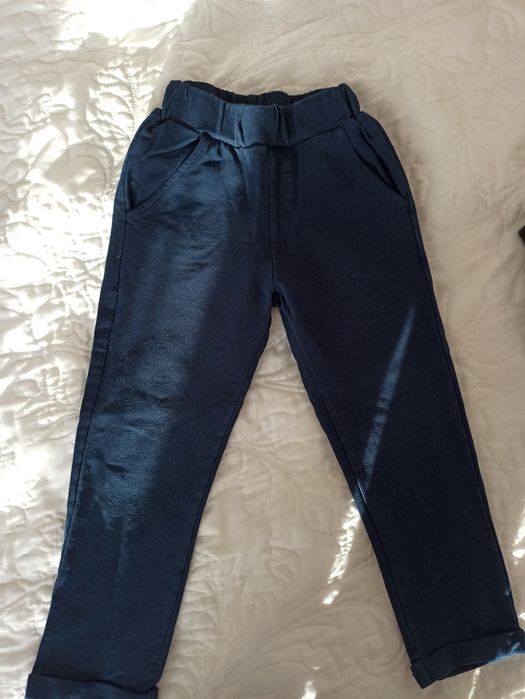Zestaw 5 par spodni dresowych dla chłopca rozmiar 104/110 Atut i gamet