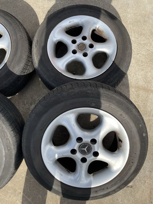 Комплект резини з дисками Mersedes 195/65 R15