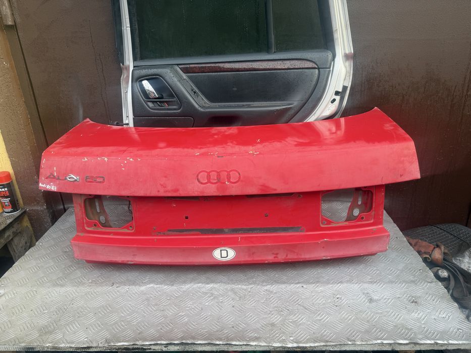 Крышка багажника ляда Ауди б3 80 audi 80 b3 год 1989