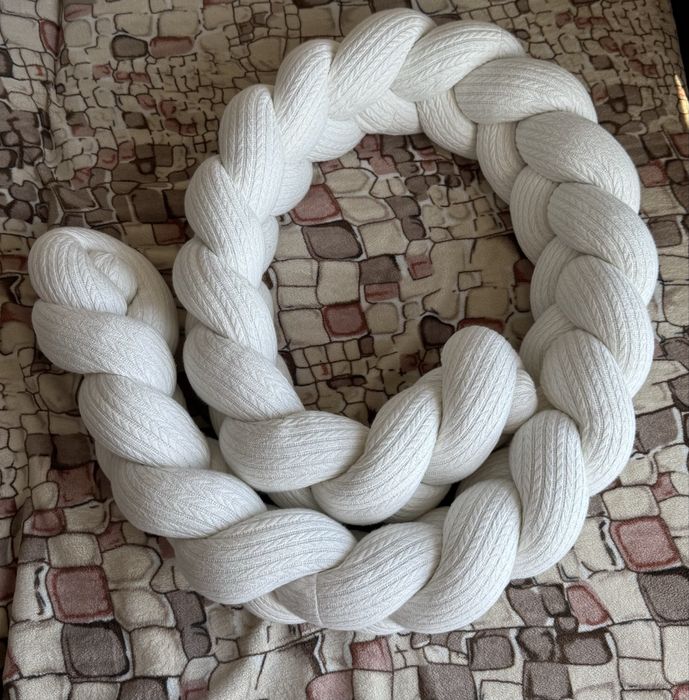 Косичка Бортик в кроватку / ліжечко 221см