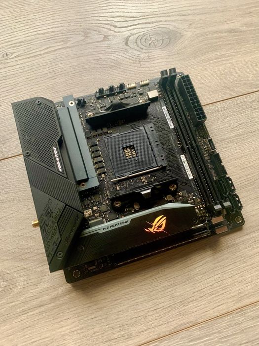 Asus STRIX B550-I Gaming AM4 PCI-E4.0 ITX