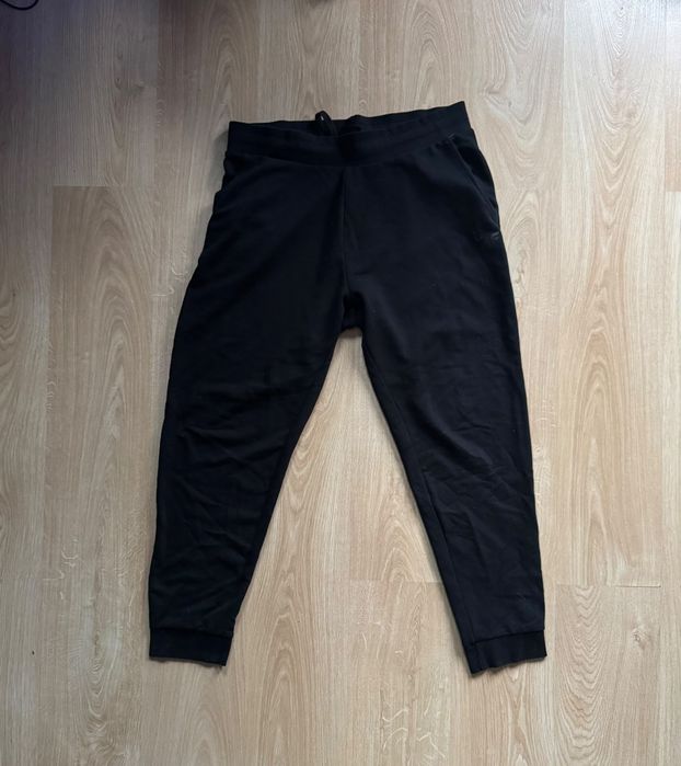 Spodnie dresowe 4F