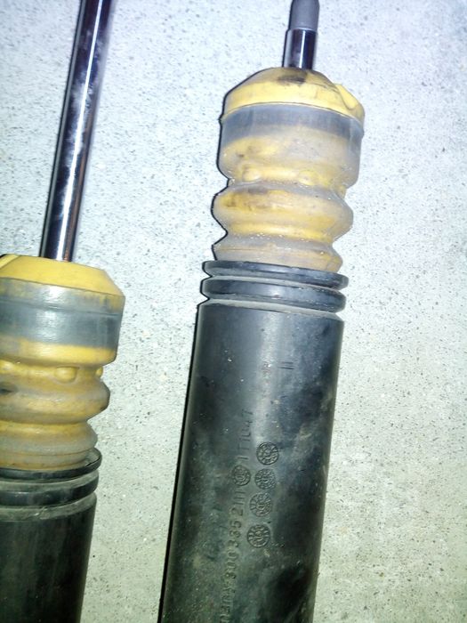 Amortecedores trás Volkswagen Polo