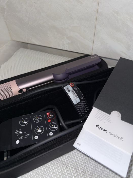 Продам Dyson Airstrait