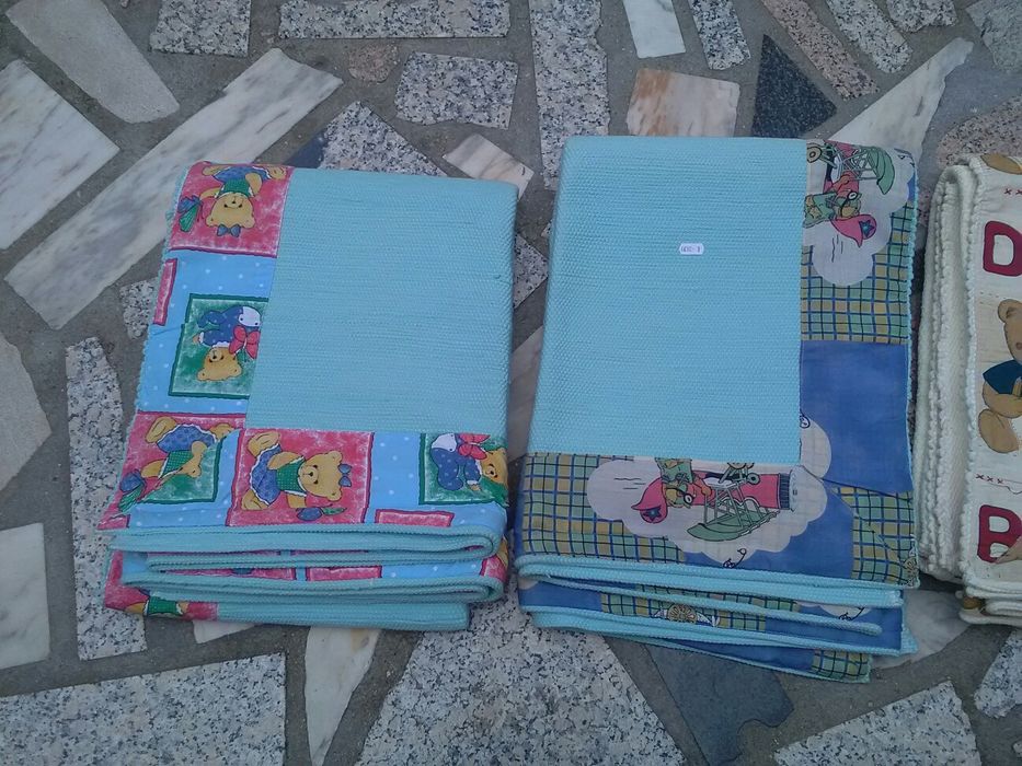 Mantas feitas em tear manual novas