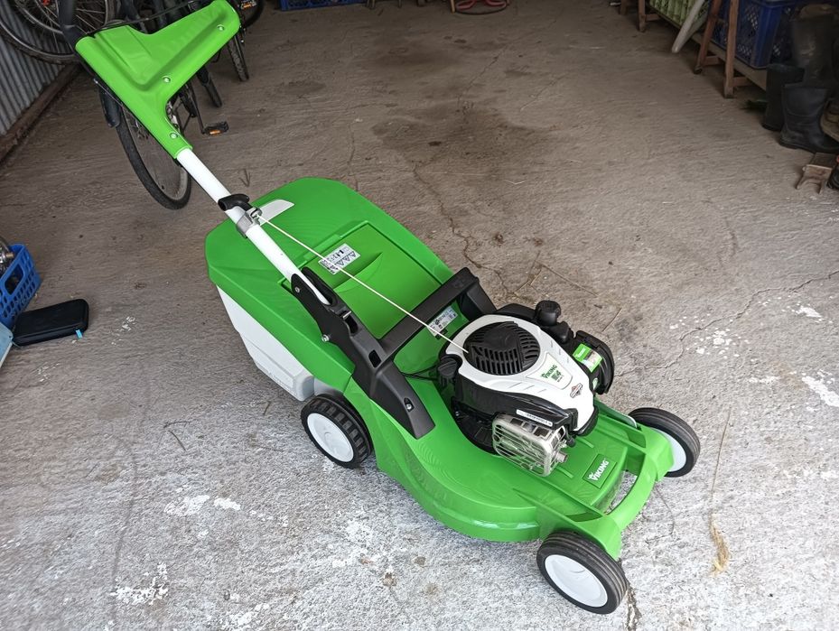 Corta relvas Viking, gasolina NOVO