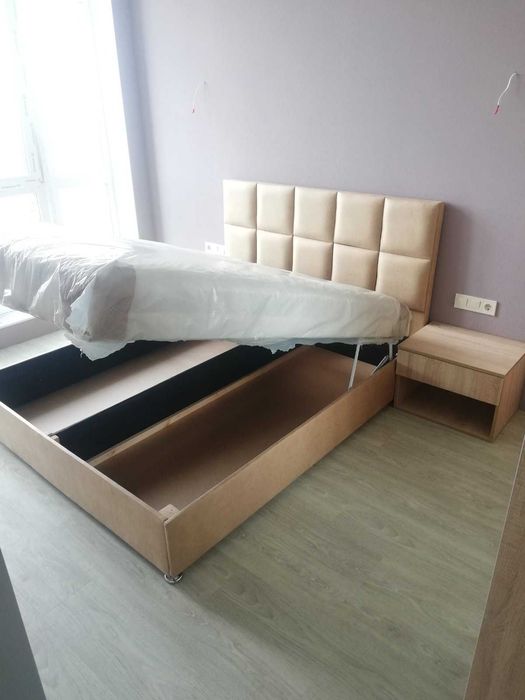 Ліжко 160×200 з підйомним мех. та матрасом